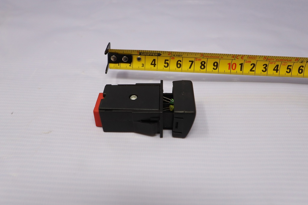 8fe08001-806b-402e-a3aa-c22d3b3d630b